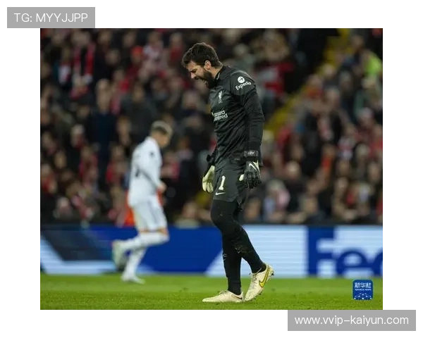 维尼修斯路线上演强突突破，皇马边路推进获回报